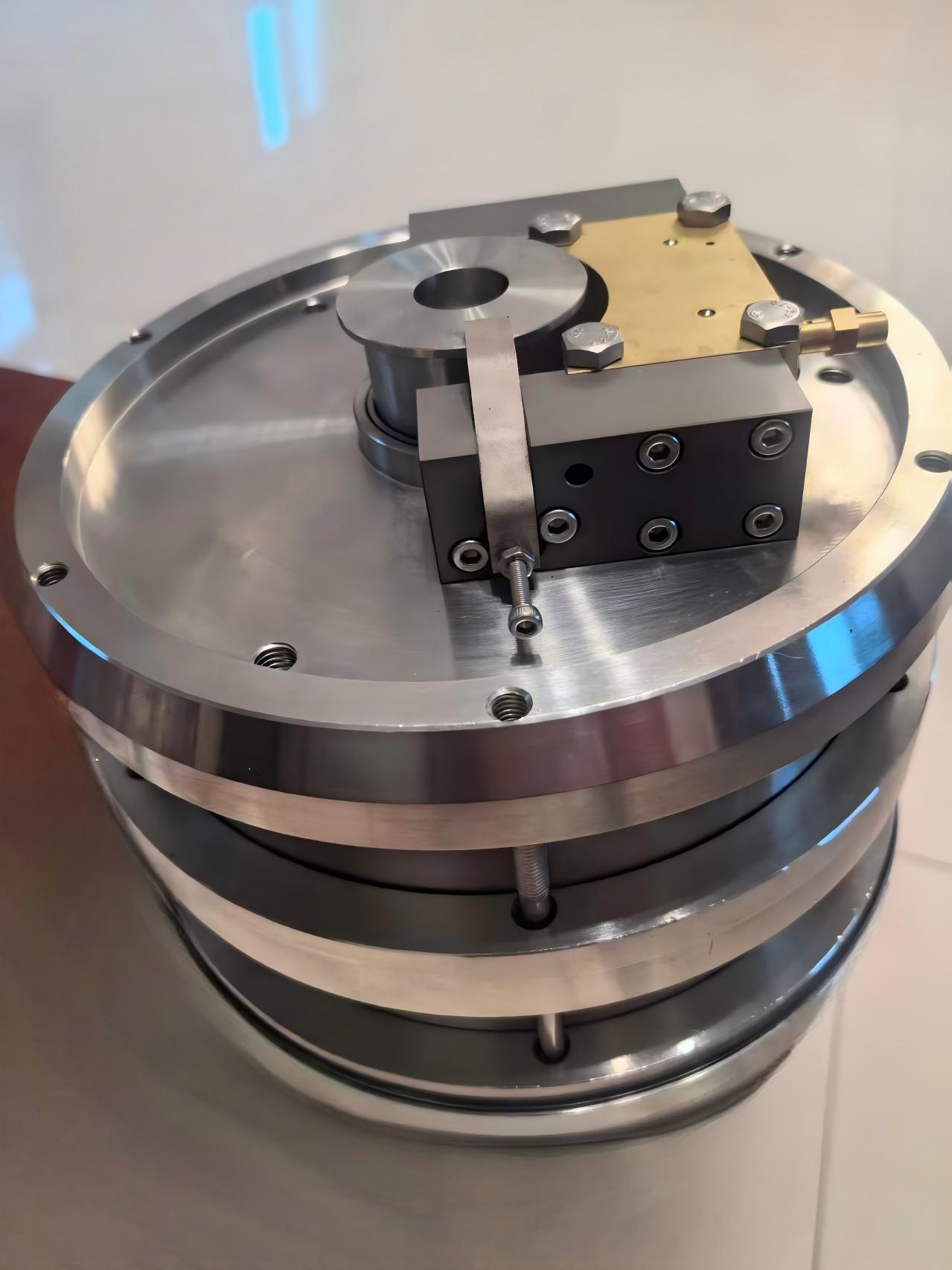 Machined oscillator mechanism